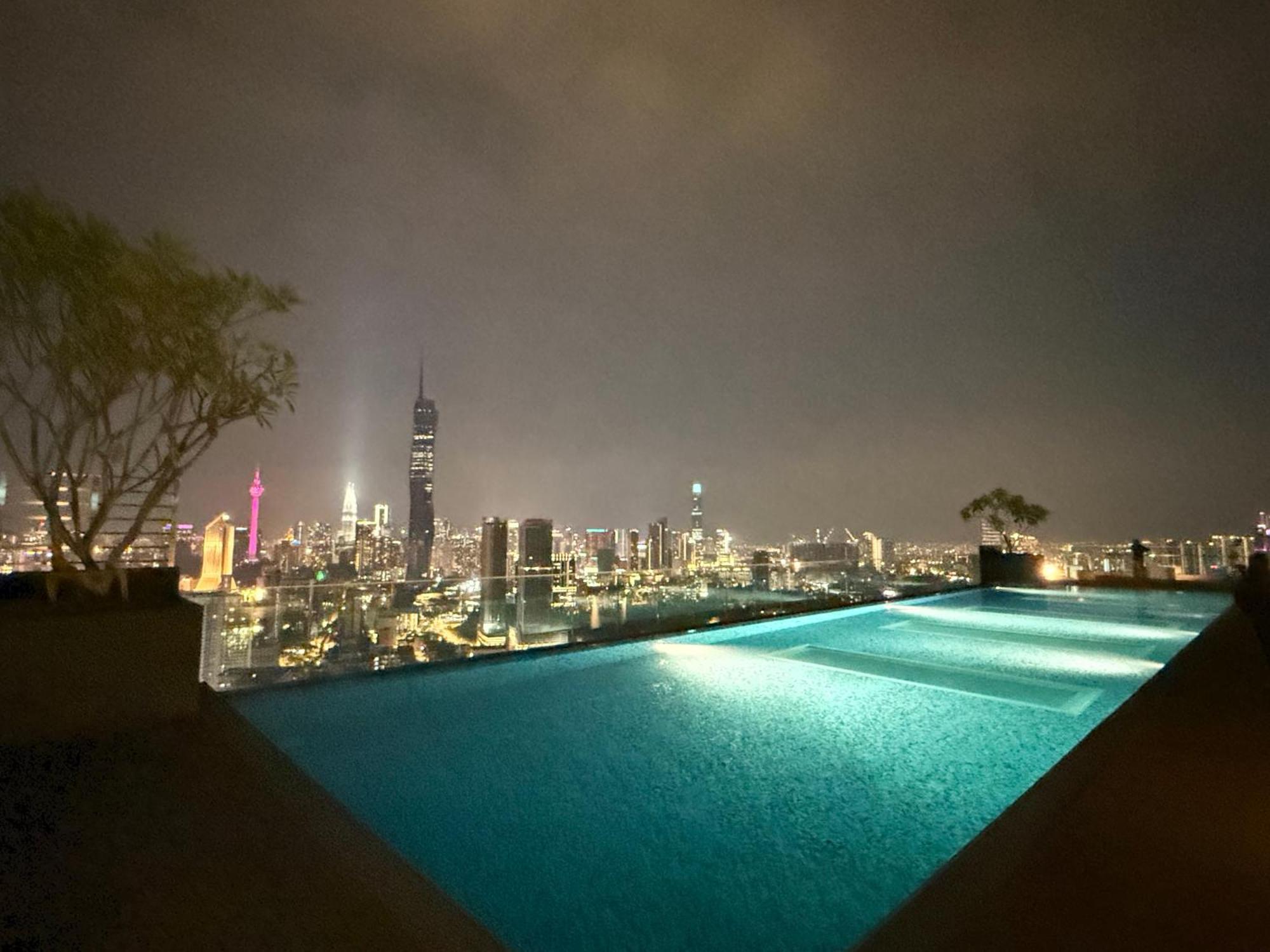 The Reviria Kl Sentral Sky Deck By Washan Kuala Lumpur