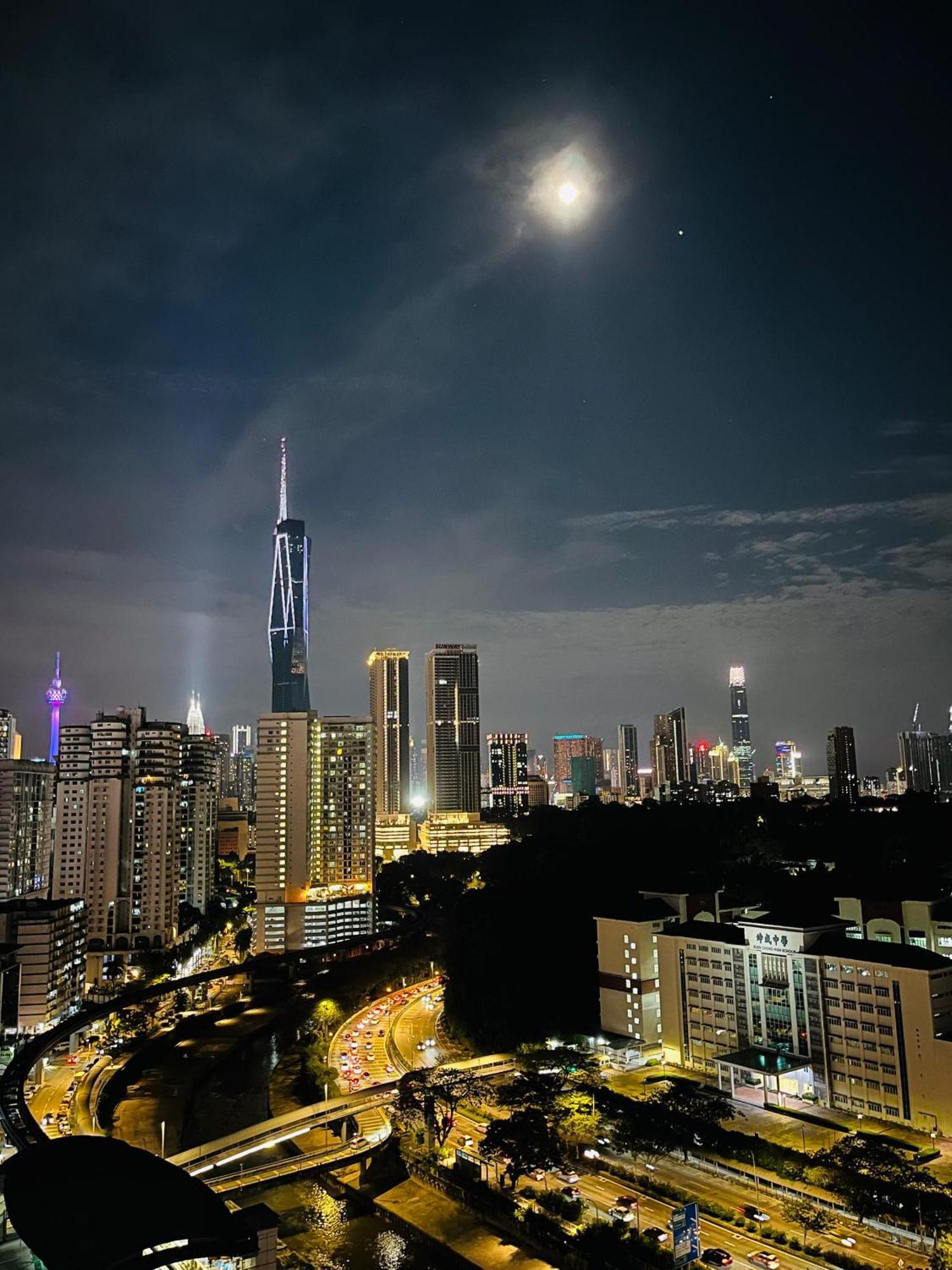 Apartment The Reviria Kl Sentral Sky Deck By Washan Kuala Lumpur